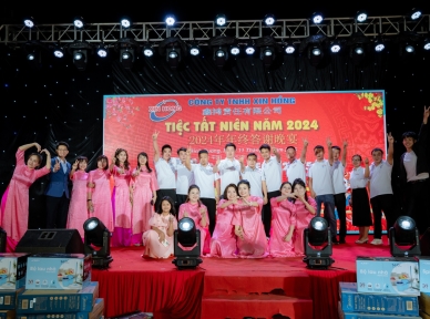 TIỆC TẤT NIÊN CÔNG TY XIN HỒNG 